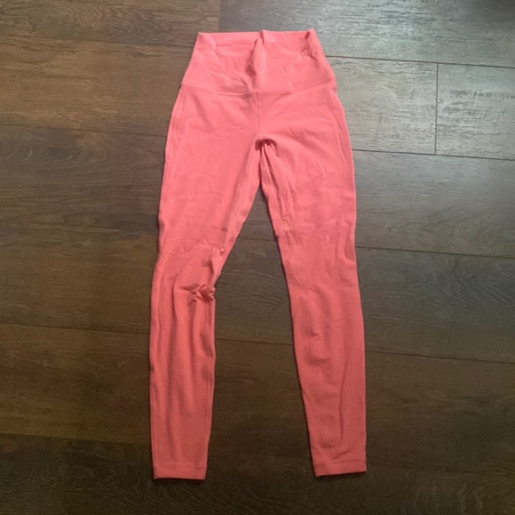 28’ Raspberry cream Lululemon Align Leggings - Picture 1 of 3